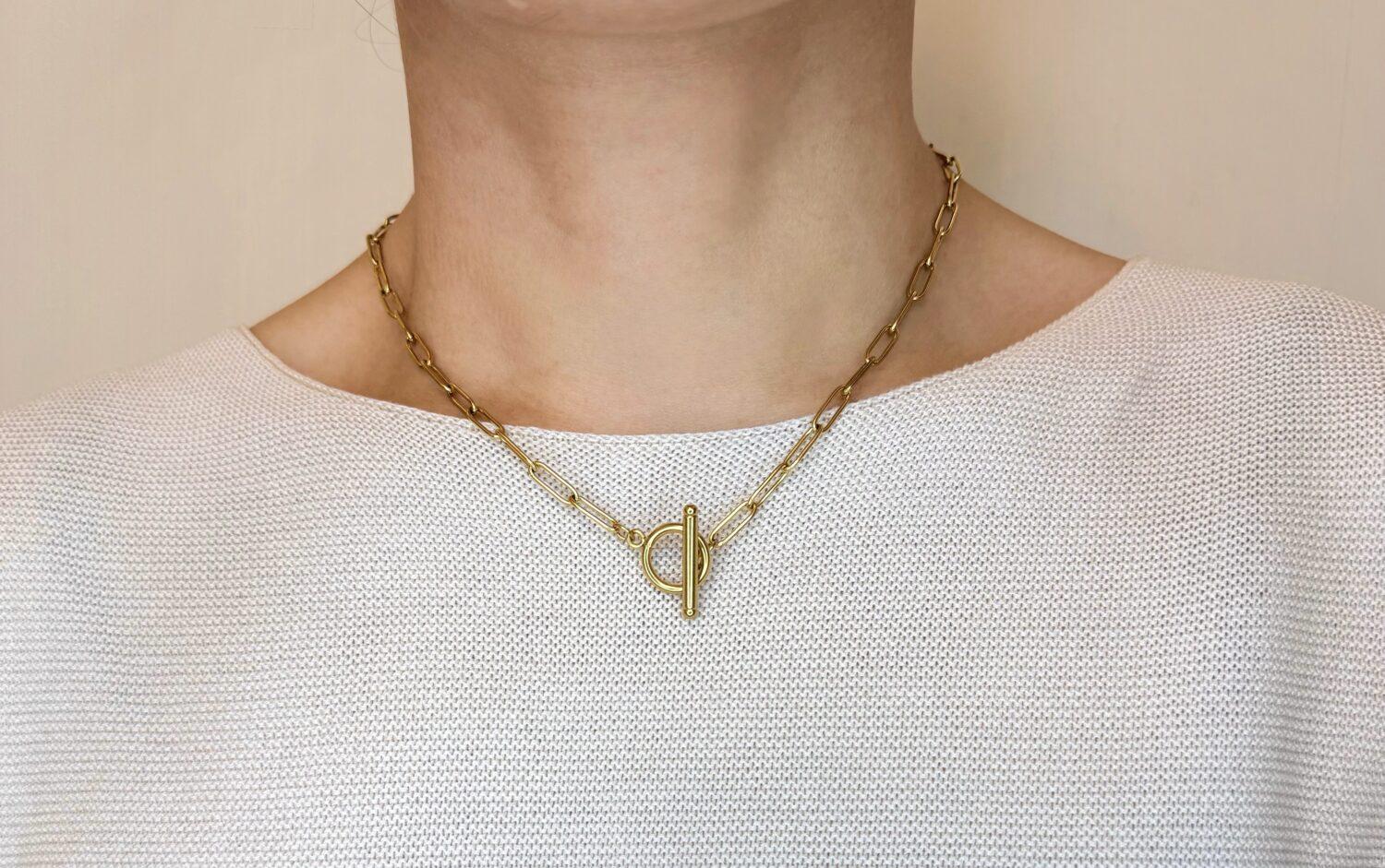 stoork(ストーク)のOval Chain Necklaceゴールドを着用１