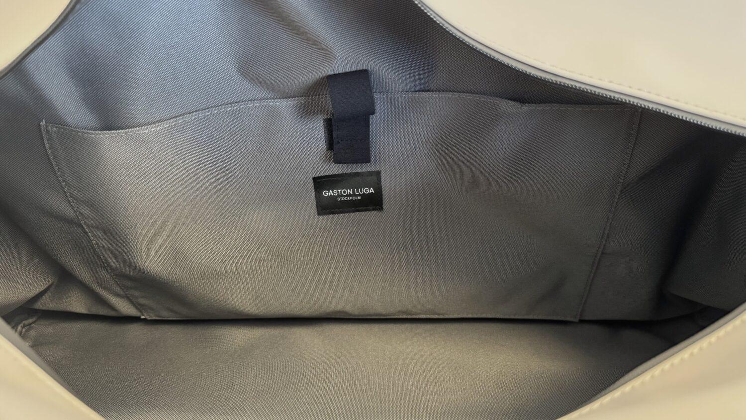 Gaston LugaのSpläsh Weekenderのパソコン収納