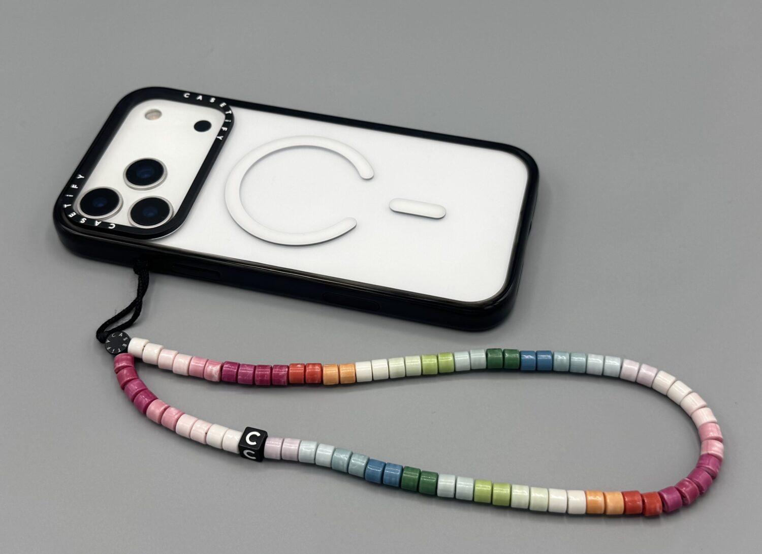 【CASETiFY】インパクトケースにストラップを装着