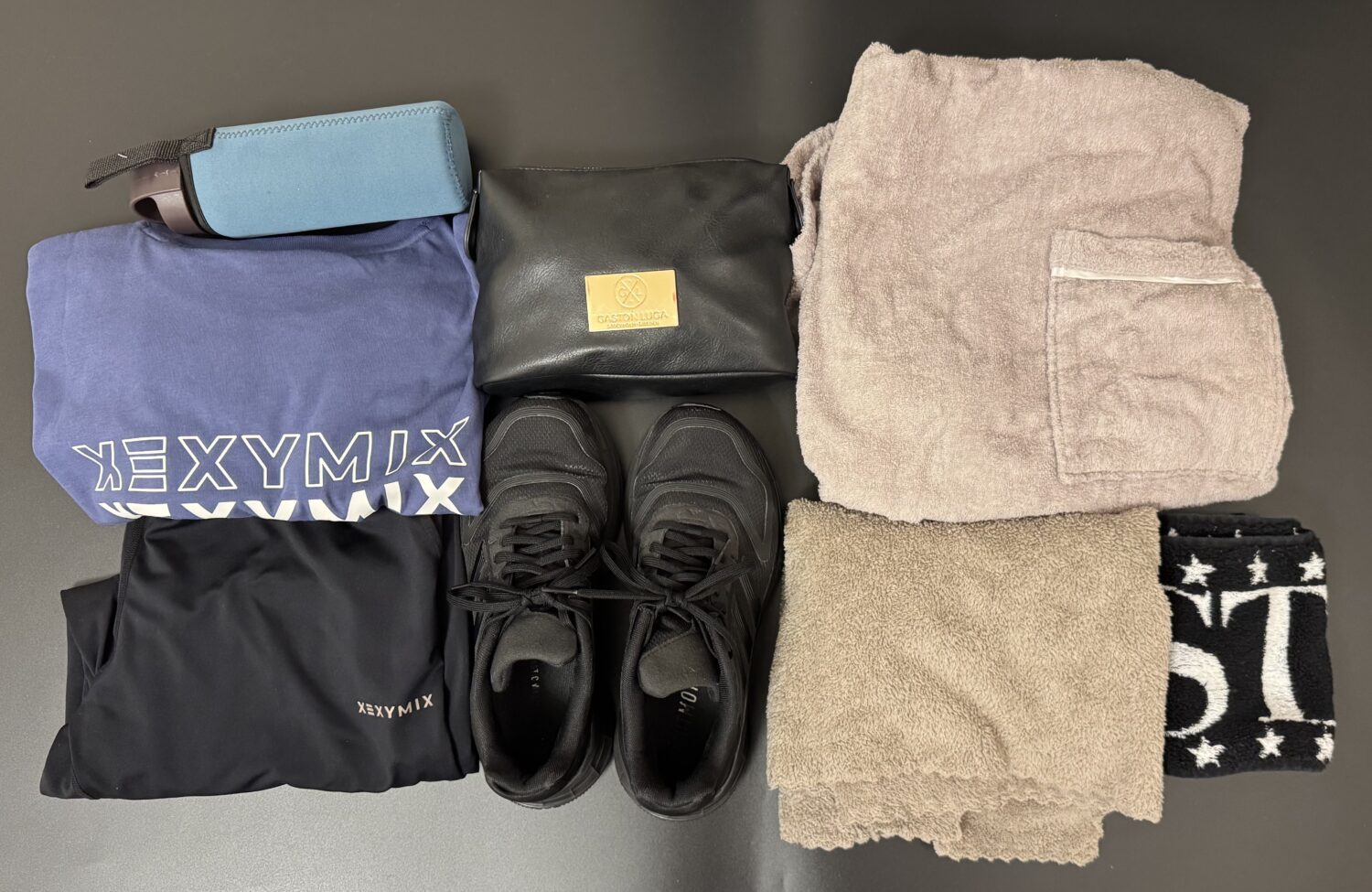 Gaston Luga(ガストンルーガ)のLightweight DuoSeal Duffelに入る荷物の量