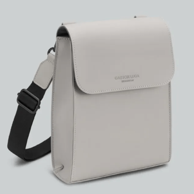 Gaston Luga Spläsh ID Crossbody 商品概要