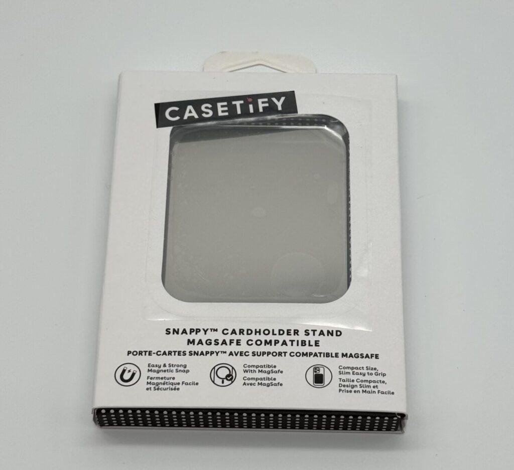 CASETiFY ミラーカードホルダースタンドのパッケージ